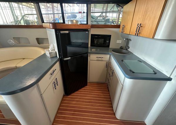 Mainship 40 Sedan Bridge image