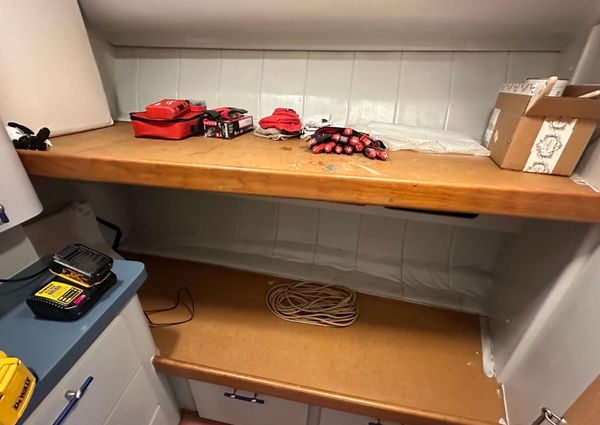 Mainship 40 Sedan Bridge image