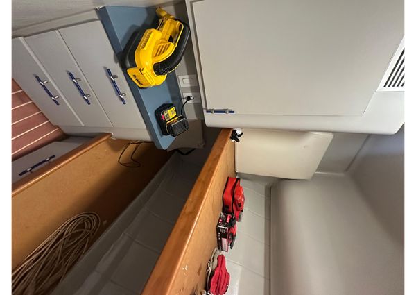 Mainship 40 Sedan Bridge image