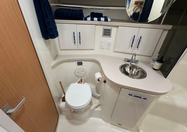 Mainship 40 Sedan Bridge image