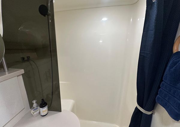 Mainship 40 Sedan Bridge image