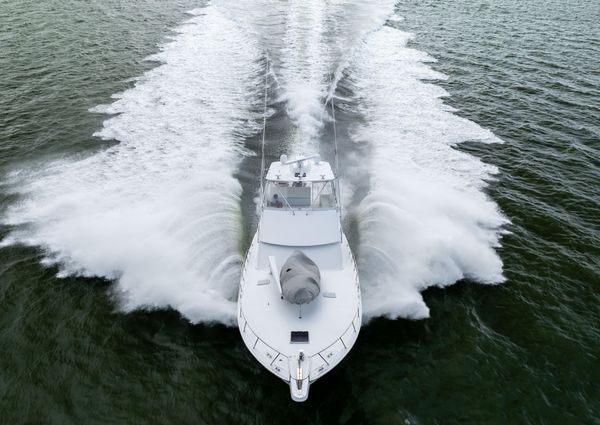 Hatteras 60 Convertible image