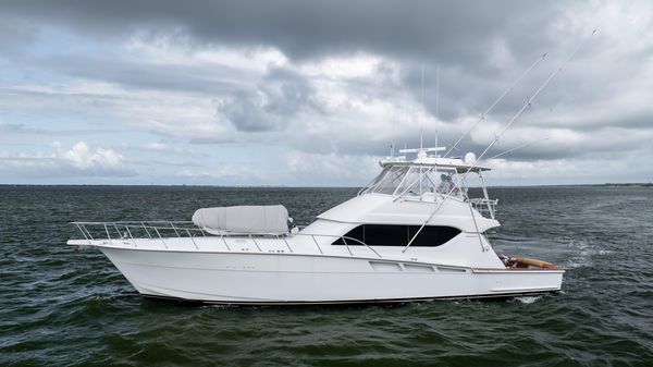 Hatteras 60 Convertible image