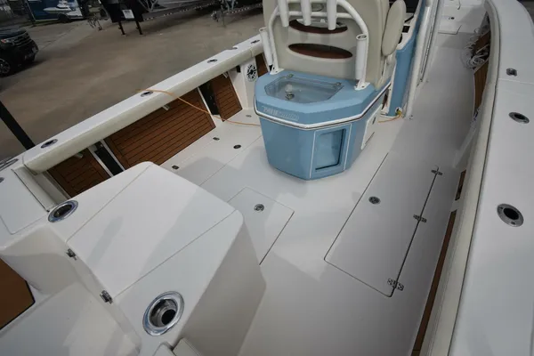 Pathfinder 2700 Open image