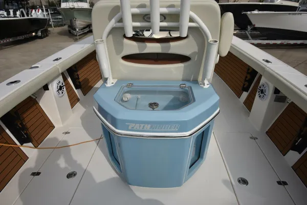 Pathfinder 2700 Open image