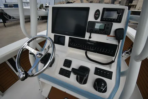 Pathfinder 2700 Open image