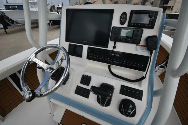 Pathfinder 2700 Open image