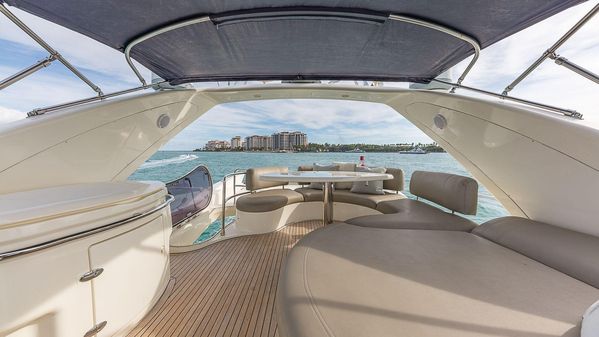 Azimut 68 E image