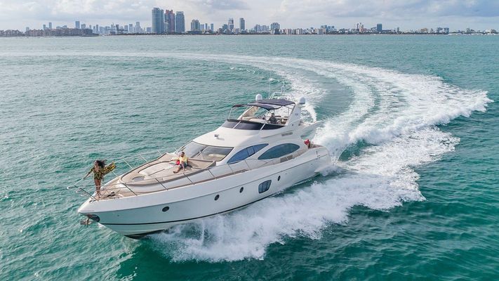 Azimut 68 E - main image