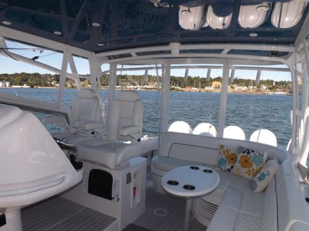Intrepid 475 Sport Yacht image