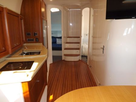 Intrepid 475 Sport Yacht image