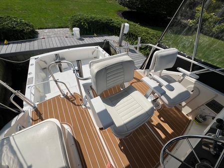 Bertram 28 Flybridge image