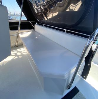 Chris-Craft 320 Amerosport Sedan image