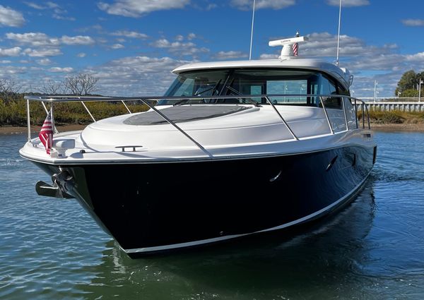 Tiara-yachts C44-COUPE image