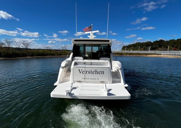 Tiara Yachts C44 Coupe image