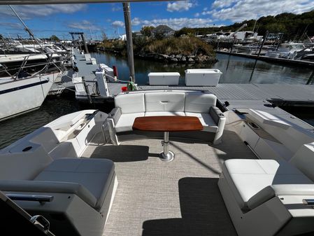 Tiara Yachts C44 Coupe image