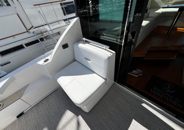 Tiara-yachts C44-COUPE image