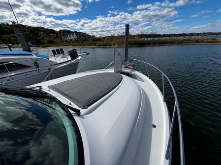 Tiara Yachts C44 Coupe image