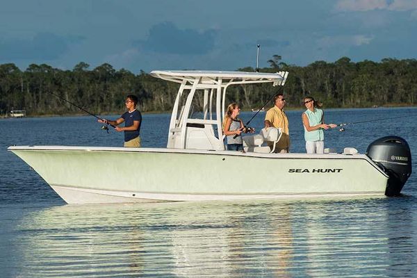 Sea Hunt Triton 225 - main image