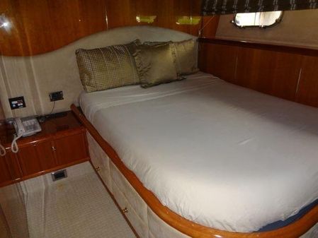 Sunseeker Flybridge Motor Yacht image