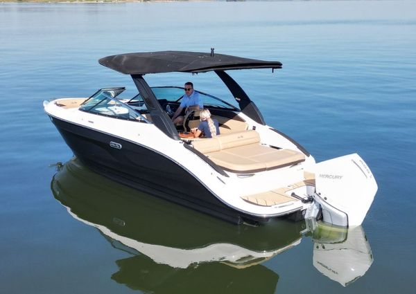 Sea Ray SLX 260 Outboard image