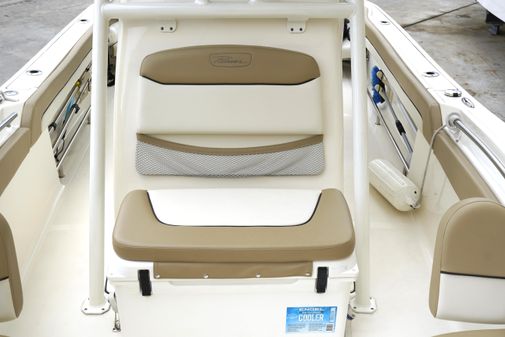 Pioneer 222 Sportfish image