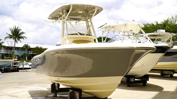 Pioneer 222 Sportfish 