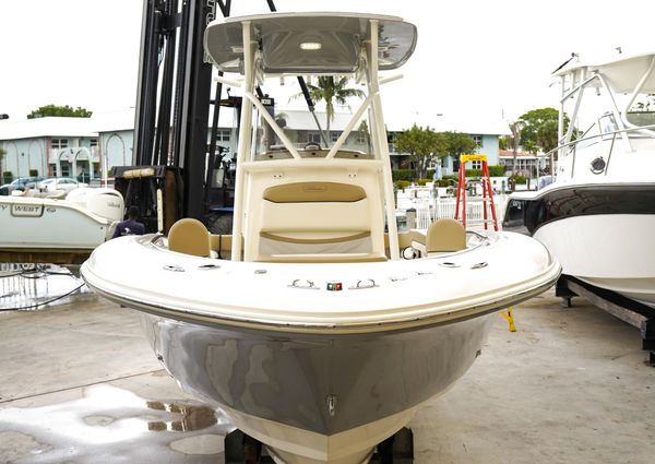 Pioneer 222 Sportfish image