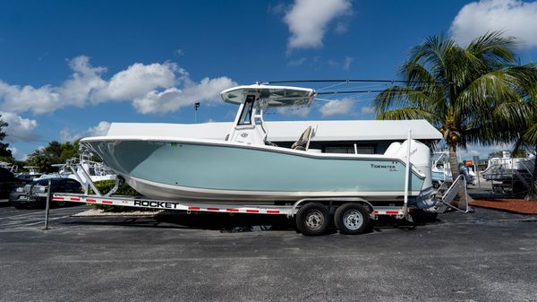 Tidewater 272 CC Adventure