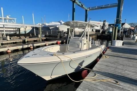 Cobia 237 Center Console
