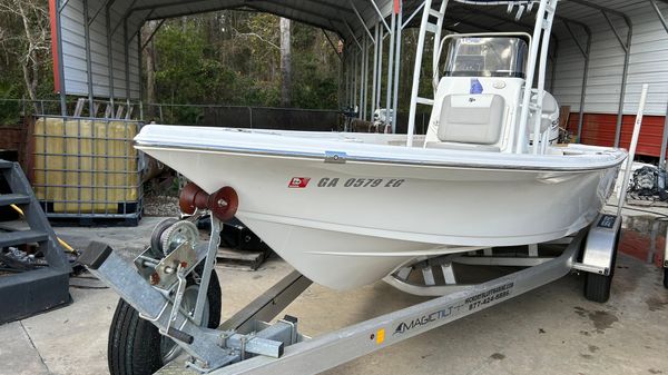 Sea Pro 228