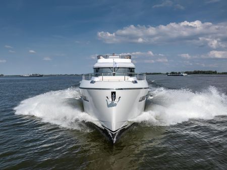 Van den Hoven Voyager 56 image