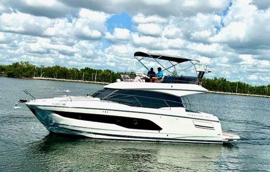 Prestige 420 Flybridge image