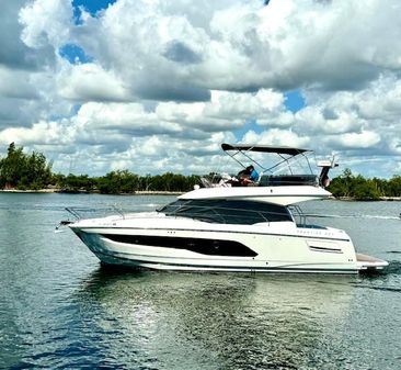 Prestige 420-FLYBRIDGE image