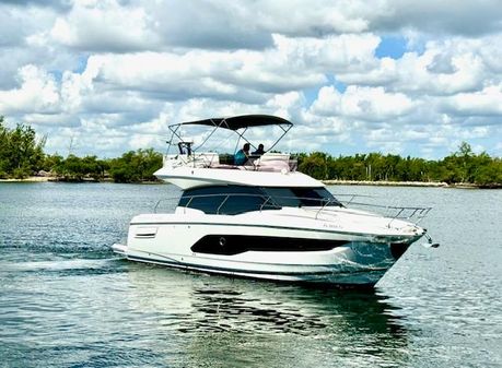 Prestige 420-FLYBRIDGE image