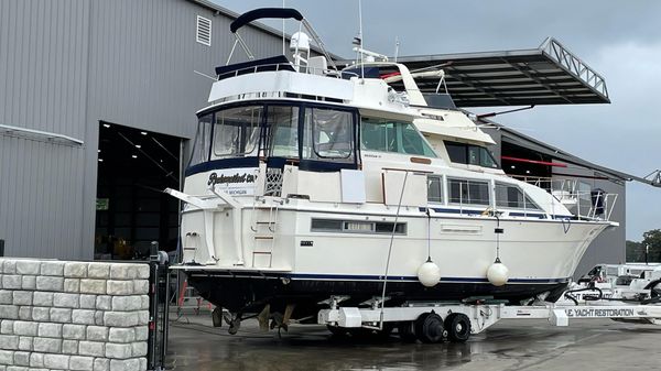 Bertram 42 Motor Yacht 