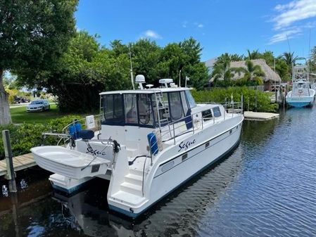 Endeavour Catamaran Trawler Cat 38 image