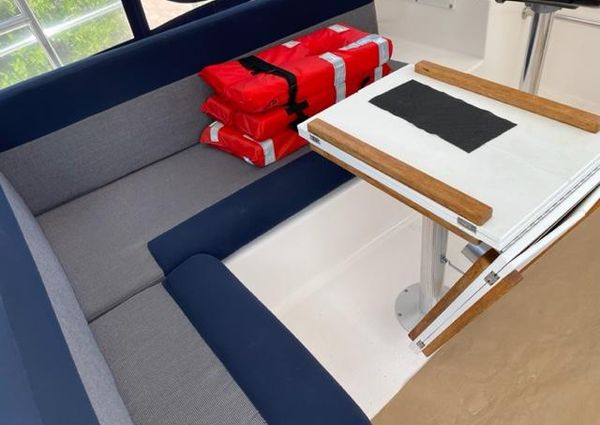 Endeavour Trawler Cat 38 image