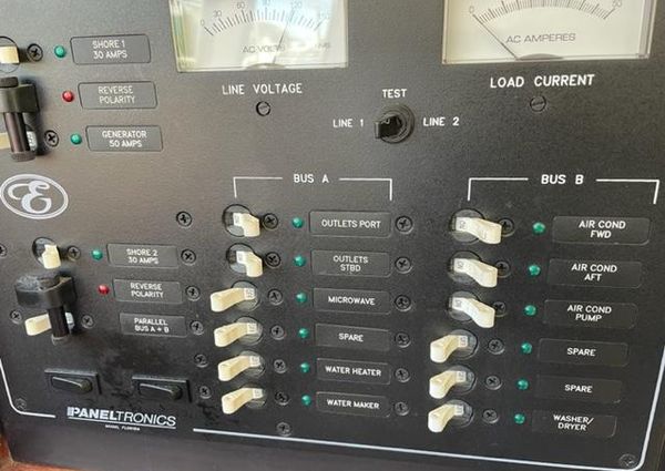 Endeavour Trawler Cat 38 image