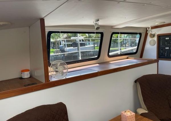 Endeavour Trawler Cat 38 image