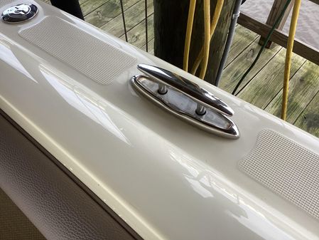Chris-Craft Catalina 30 image