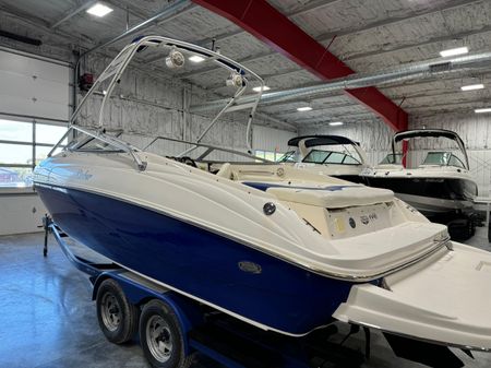 Rinker 232-CAPTIVA-BOWRIDER image