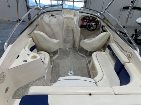 Rinker 232-CAPTIVA-BOWRIDER image