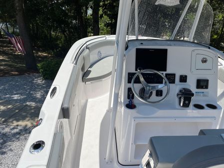 Aquasport 2300-CENTER-CONSOLE image