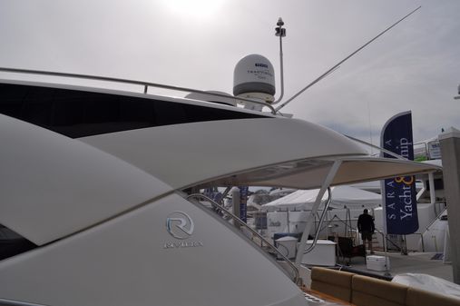 Riviera 4400 Sport Yacht image