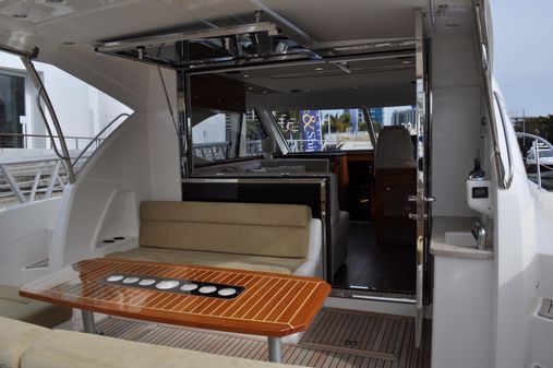 Riviera 4400 Sport Yacht image