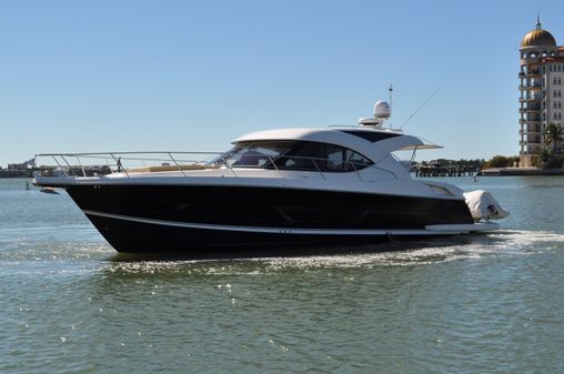 Riviera 4400 Sport Yacht image