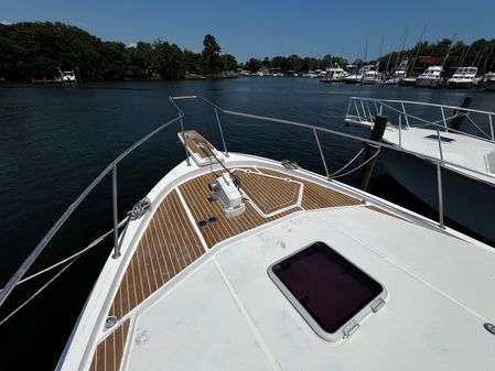 Bayliner 388 image