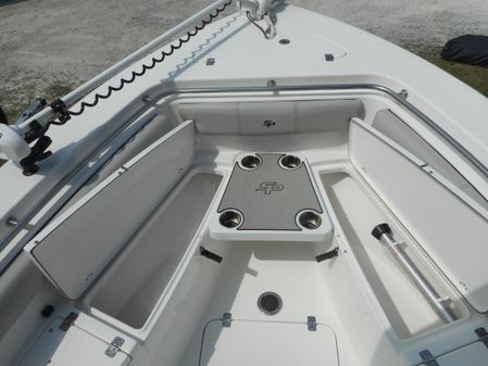 Sea Pro 219 Center Console image