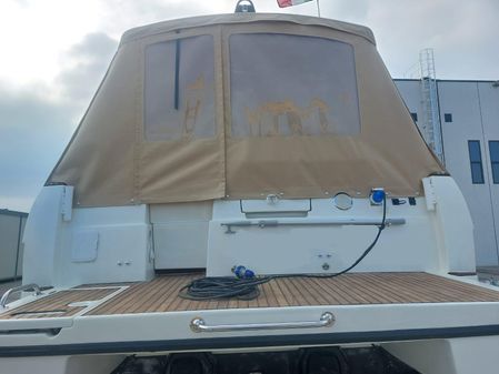 Beneteau Ombrine 800 image